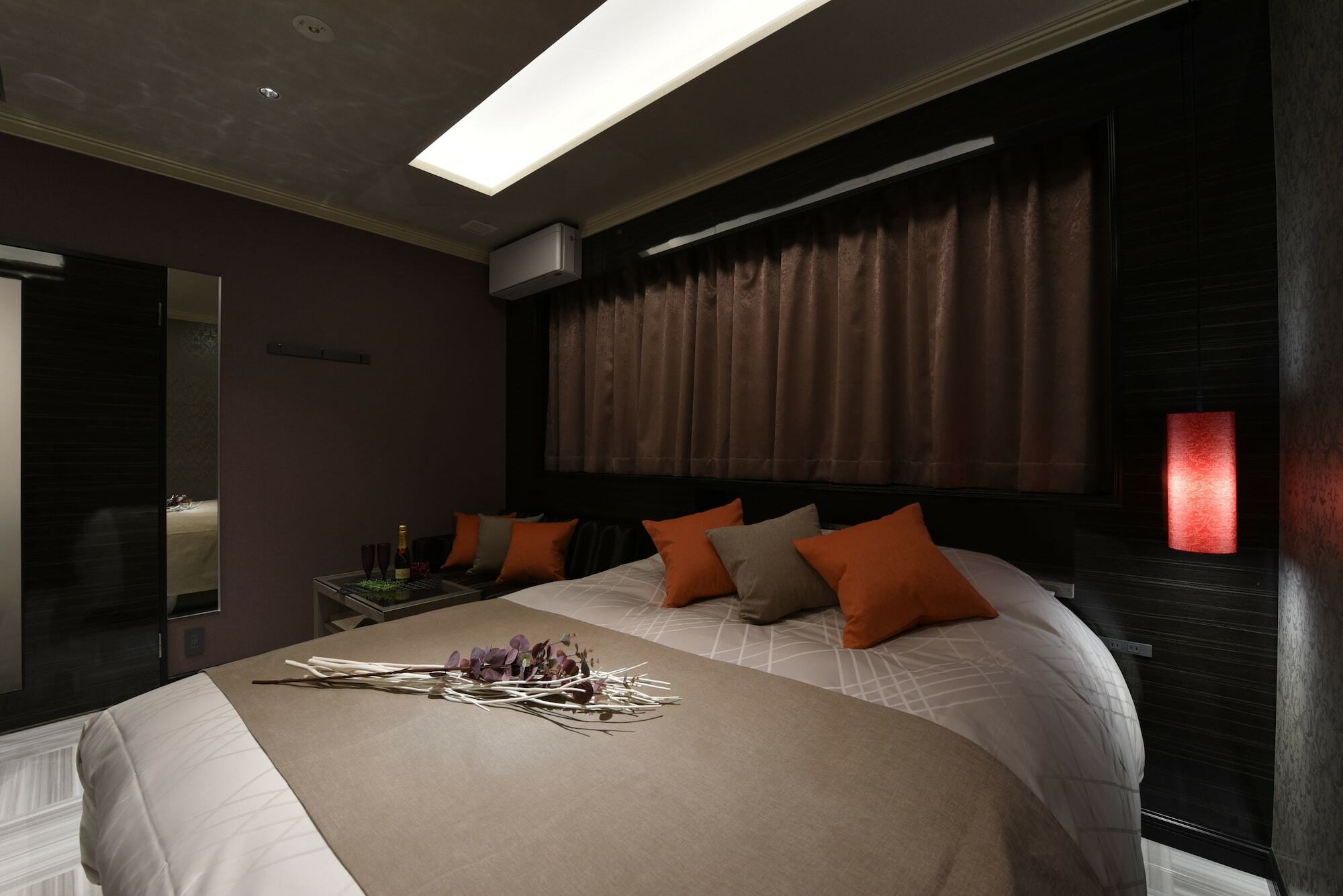 Hotel Zen Sennichimae (Adults Only) Осака Экстерьер фото